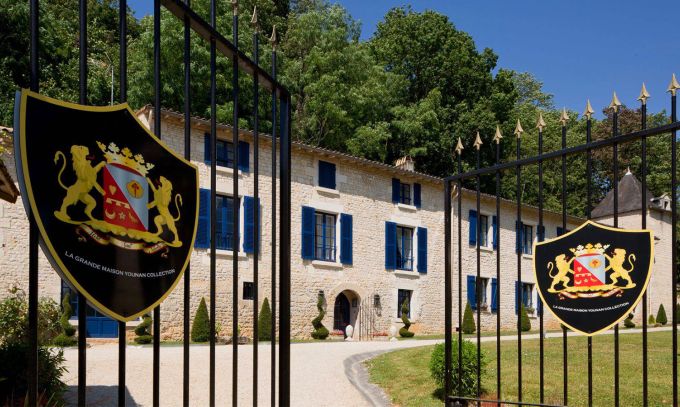 FRANCE TODAY : Live the château dream in France